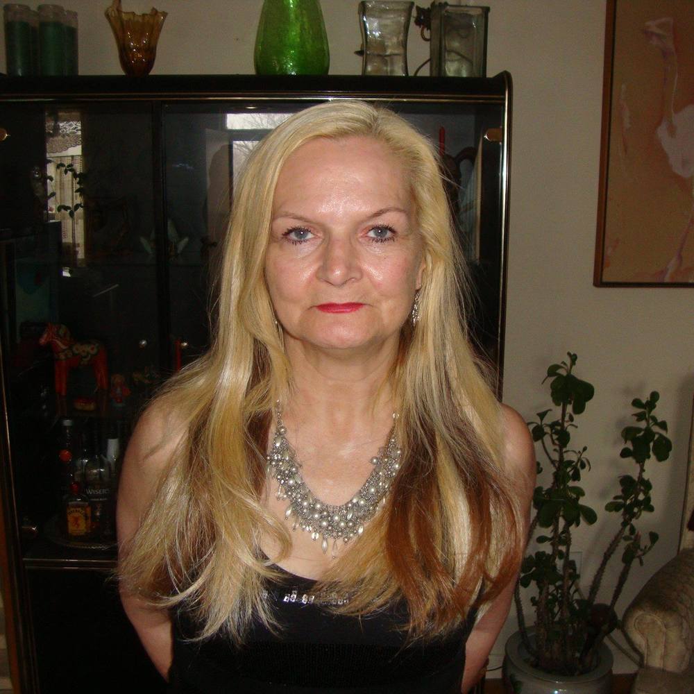 Meet your Posher, Michela